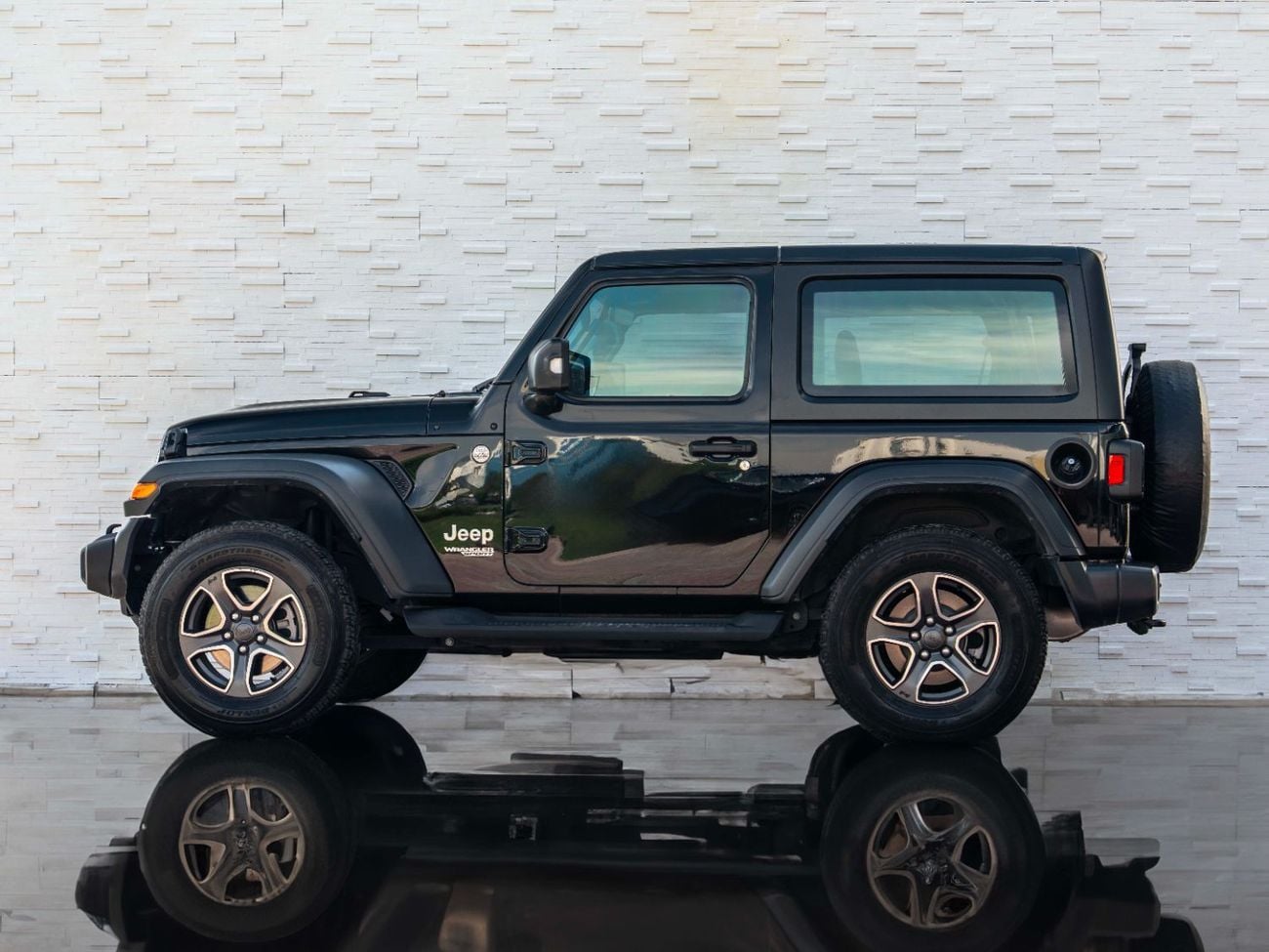 Jeep Wrangler Sport 3.6L A/T (4 Seater)