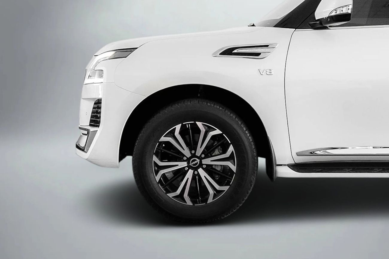 Nissan Patrol Patrol LE V8 Titanium