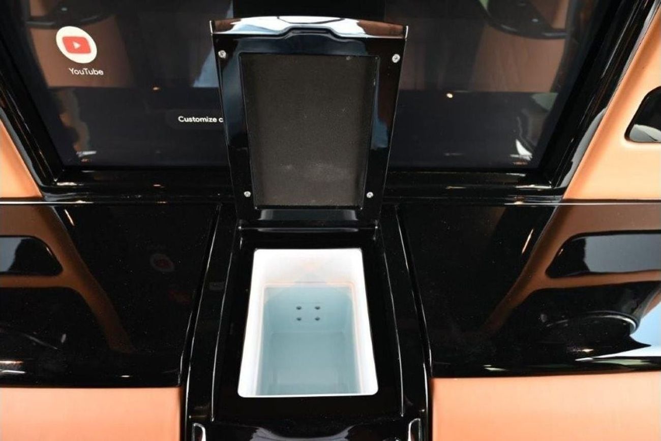 Mercedes-Benz V 300 MERCEDES BENZ VIP EDITION V300D 2.0L DIESEL 4-SEATER AUTOMATIC