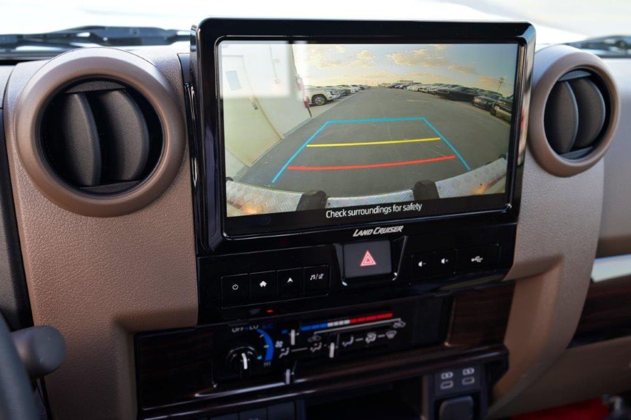 تويوتا لاند كروزر بيك آب LC79 SINGLE CAB SDLX 2.8L DIESEL AT-EURO 5