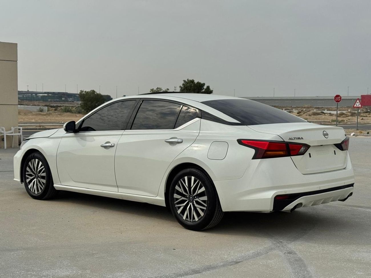 نيسان ألتيما Nissan Altima SV 2023 Sunroof GCC