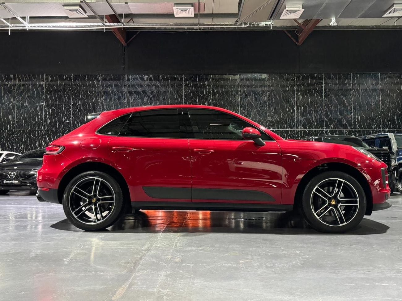 Porsche Macan STD 2.0L (252 HP)