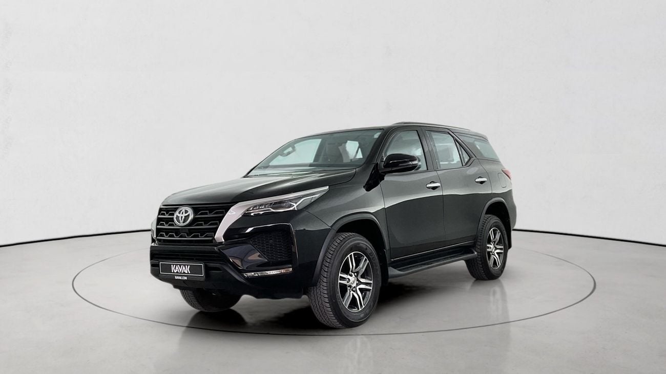 Toyota Fortuner EXR — фото 1
