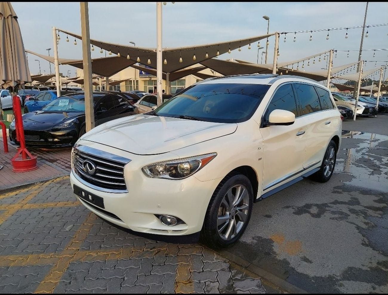 إنفينيتي QX60 Premium 3.5L