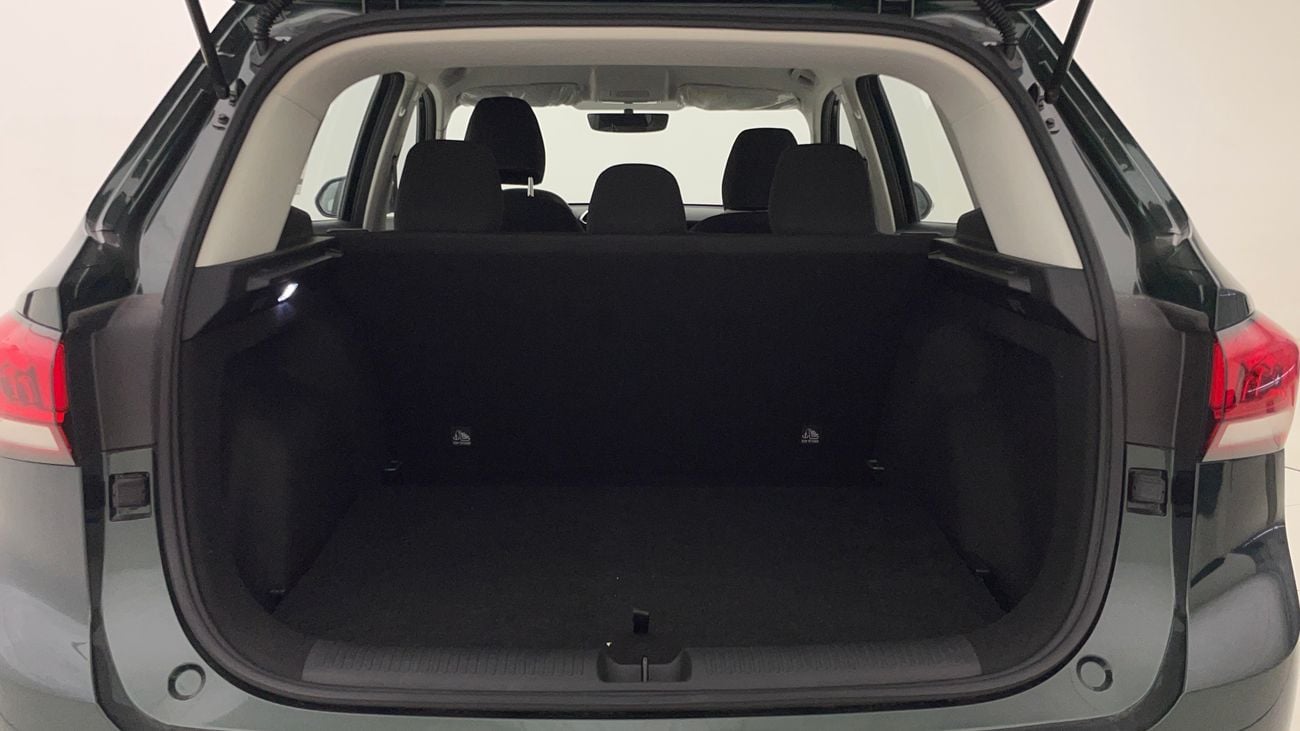 أم جي ZS STD 1.5 | بدون دفعة مقدمة | اختبار القيادة في المنزل