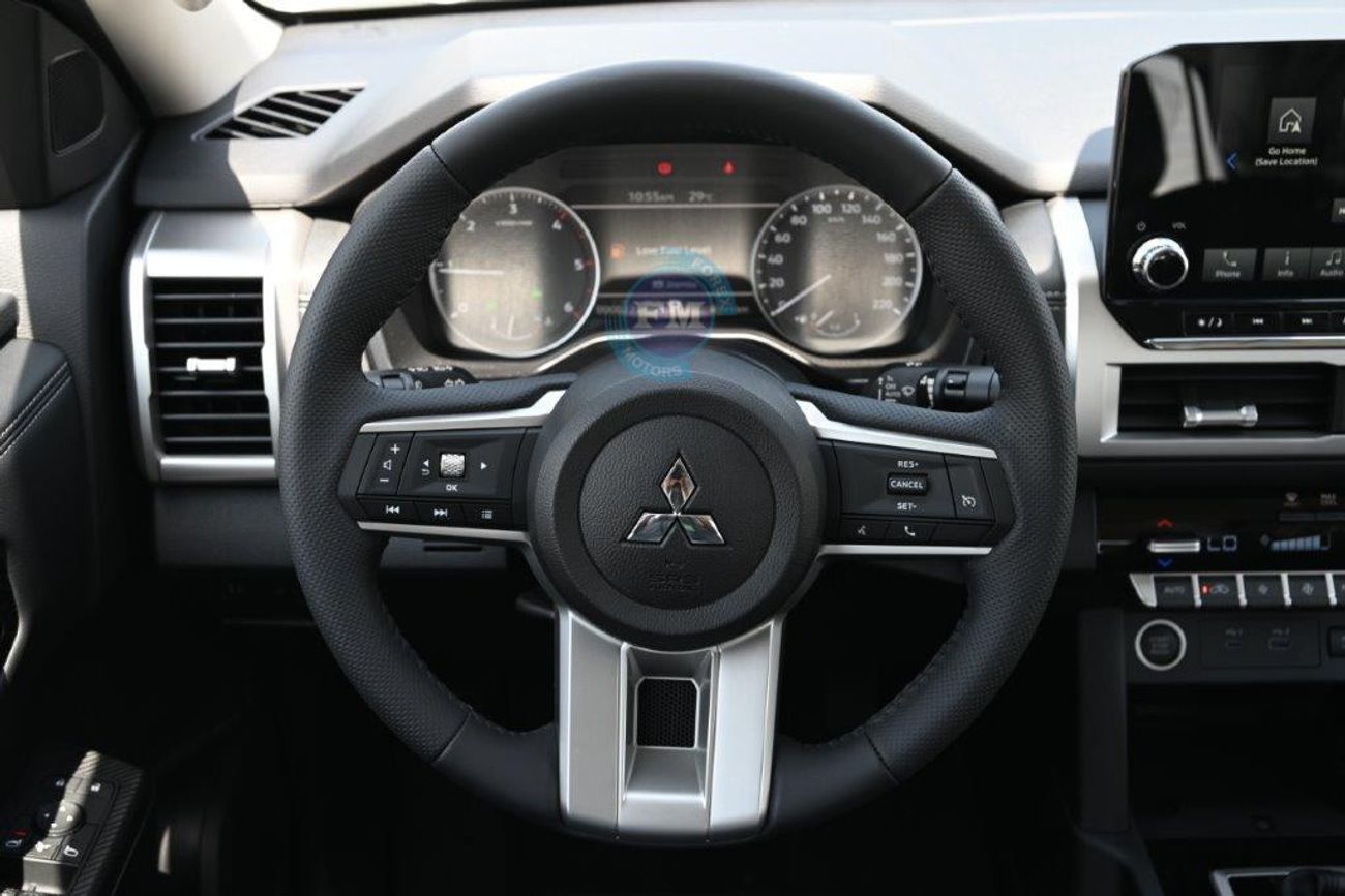 Mitsubishi L200 Sportero 2.4L Diesel 4WD Automatic