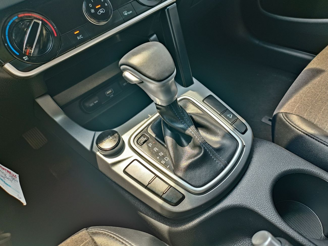 Kia Seltos S DUAL TONE /  1 YEAR WARANTY */ REGISTERATION / INSURANCE FREE (LOT # 75301)