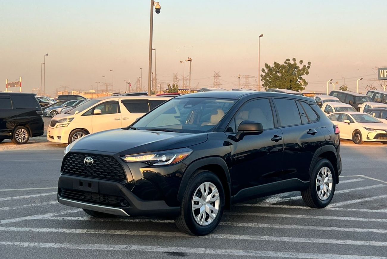 Toyota Corolla Cross 2025 Toyota Corolla Cross L Low Mileage - 2.0L V4 - Rear Camera