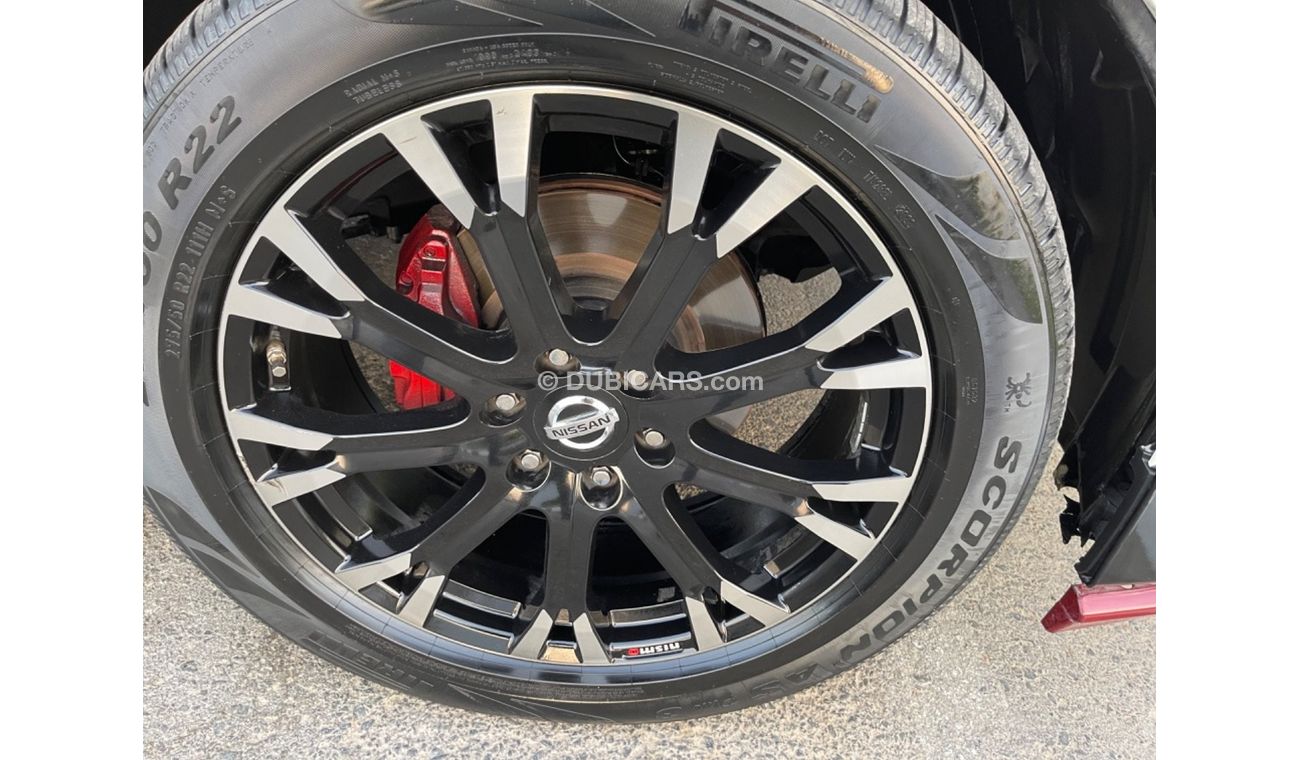 نيسان باترول LE بلاتينوم سيتي