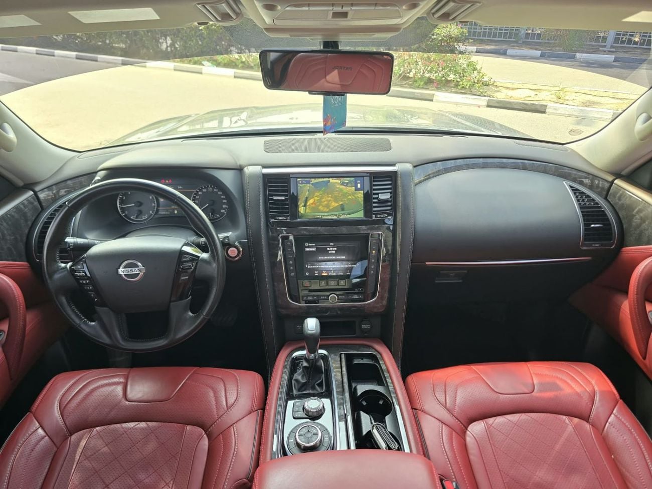 Nissan Patrol SE T2 WITH ORIGINAL AGENCY LEATHER SEATS 2020 GCC SINGLE OWNER WITH AGENCY ROSTAMANI SERVICE HISTORY IN MI