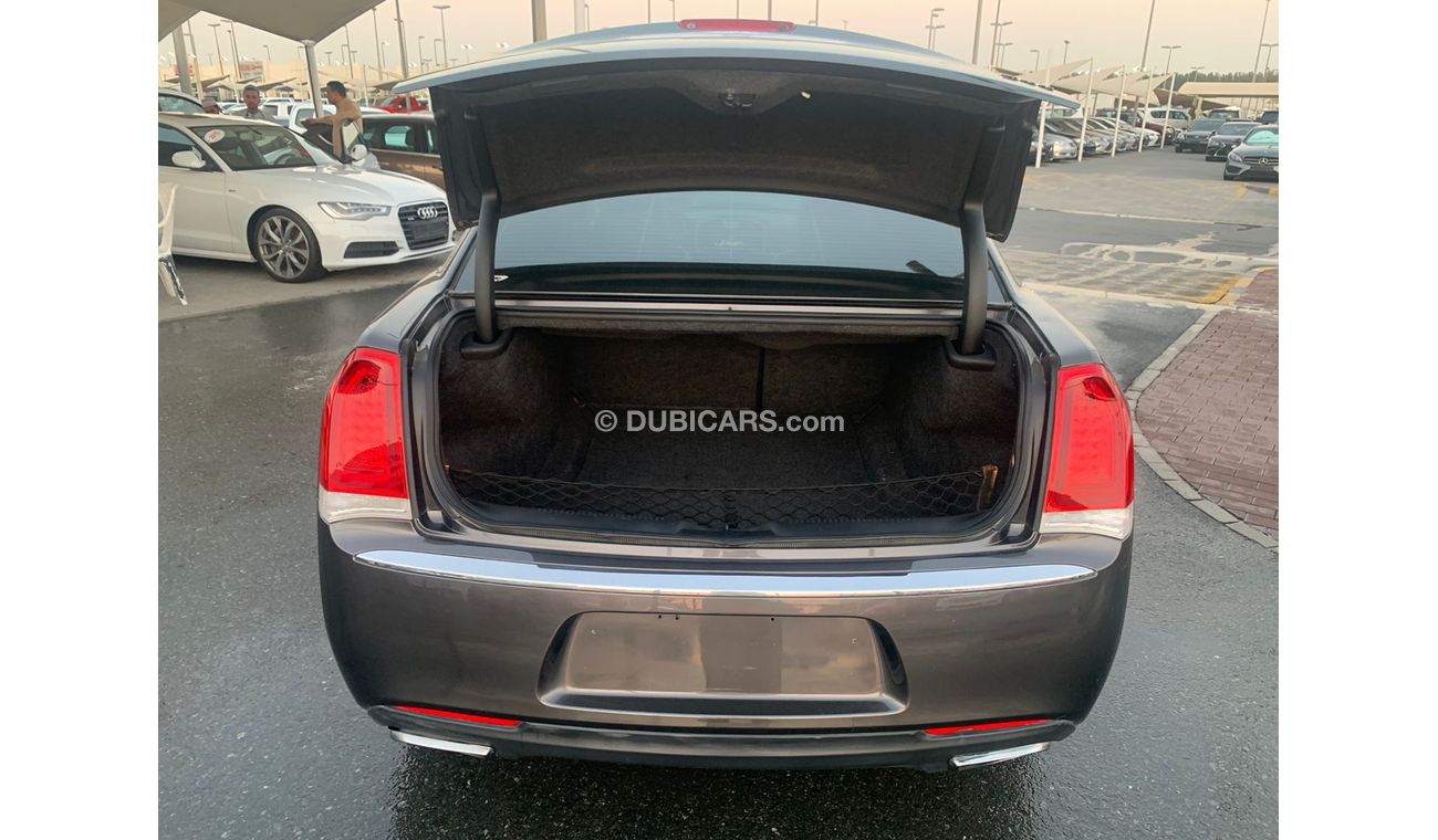 Chrysler 300C Chrysler C300_2016_Excellent_Condihion _Full option
