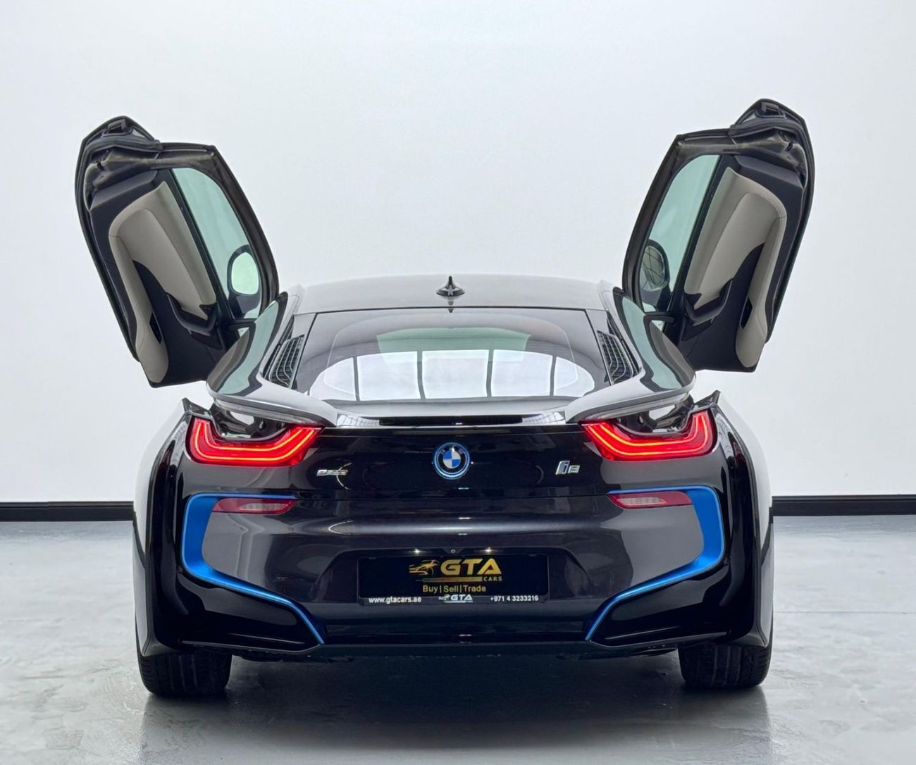 BMW i8 Plug-In Hybrid 1.5L 2015 BMW i8 eDrive, BMW Service History, Excellent Condition, Low Km, GCC