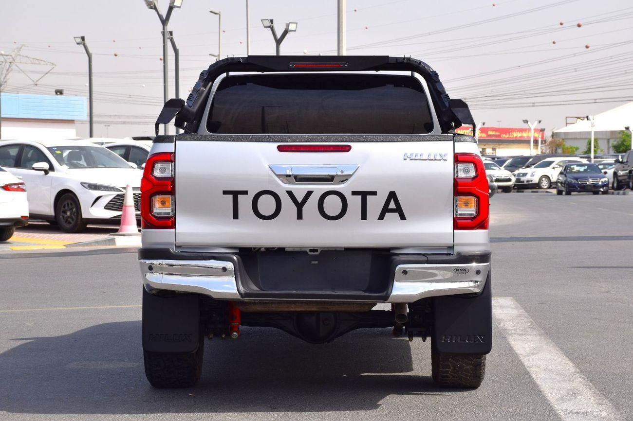 Toyota Hilux 4X4 DIESEL 2.8L Right Hand (Export Only)