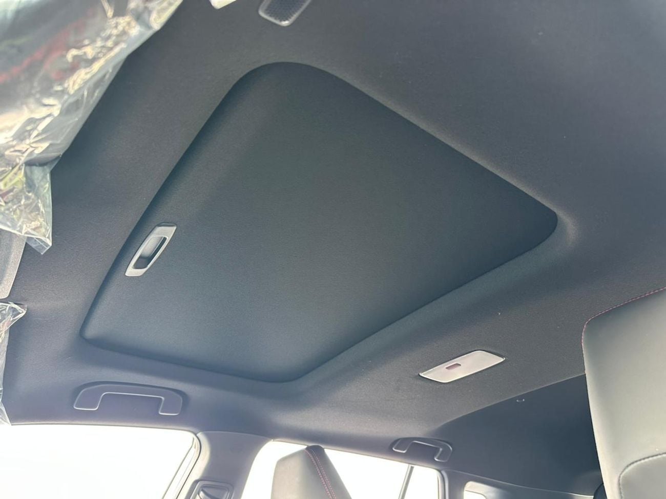 تويوتا فرونتلاندر Luxury 2.0L HYBRID FULL OPTION