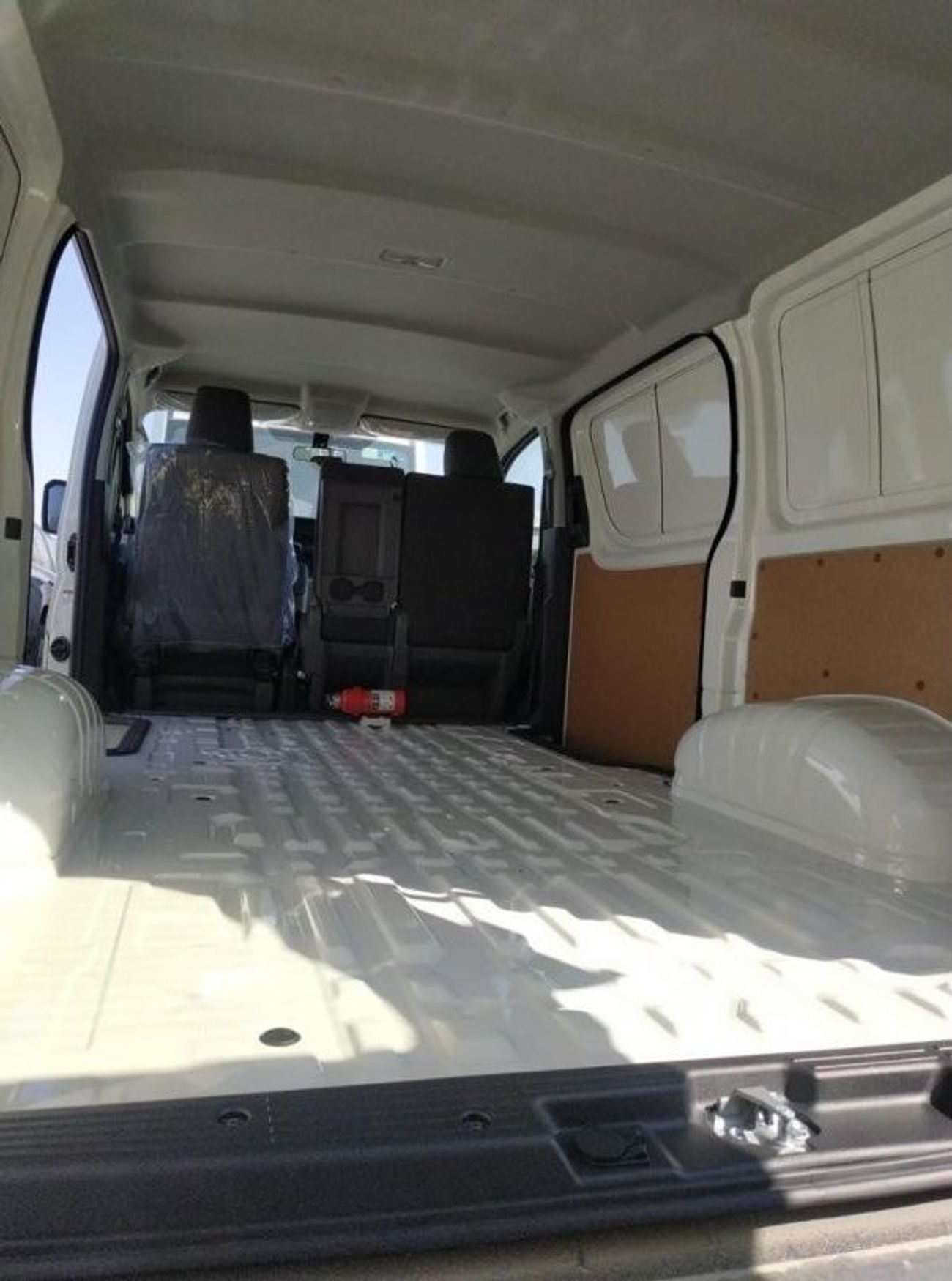 تويوتا هاياس 3.5L V6 PTR A/T CARGO VAN // 2024 // STANDARD ROOF WITH POWER WINDOWS // SPECIAL OFFER // BY FORMULA