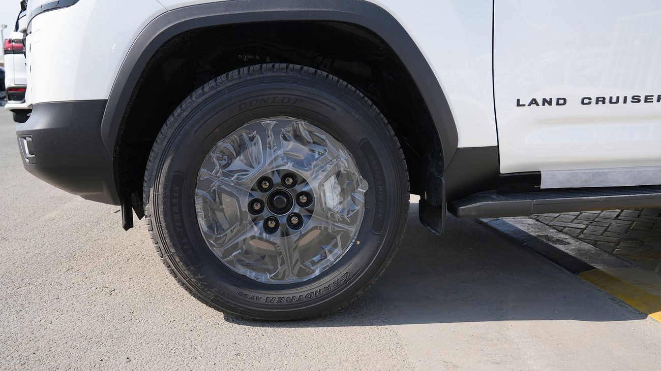 تويوتا لاند كروزر GR Sport