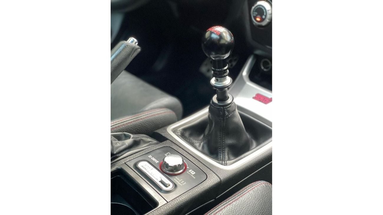 سوبارو امبريزا WRX