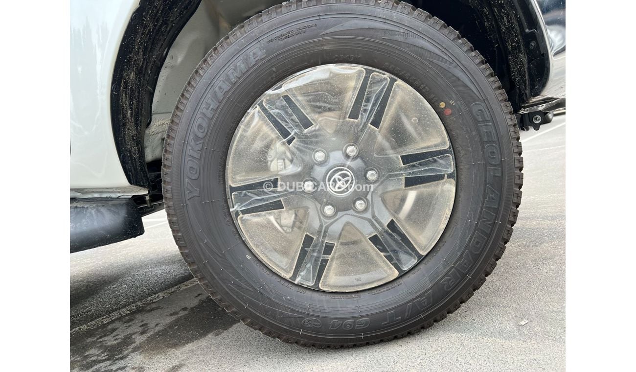 تويوتا هيلوكس 2.8L Automatic 2022 DIESEL