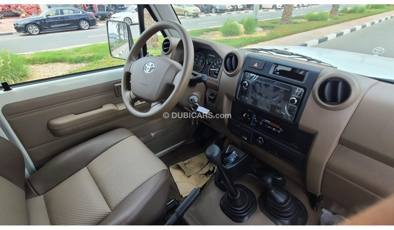 Toyota Land Cruiser 70 TOYOTA LAND CRUISER LC78 HARDTOP 4.2L DIESEL V6 MY 2023 WHITE