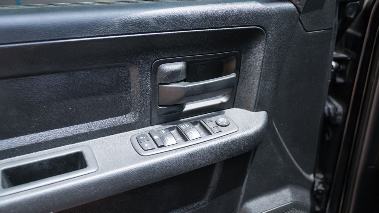 دودج RAM Dodge Ram 1500 SLT