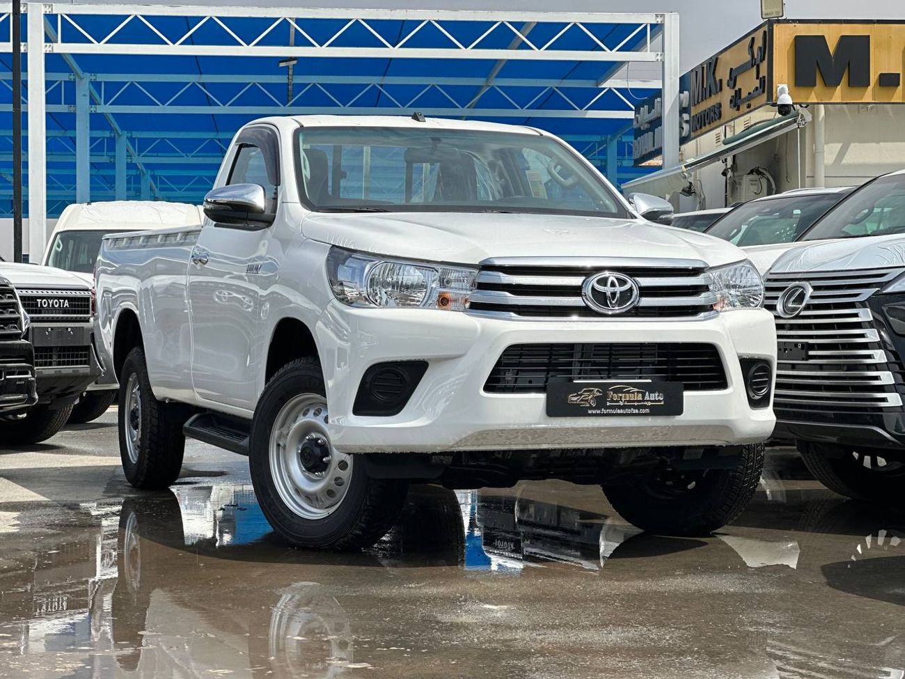 تويوتا هيلوكس سنغل كبين 2.4 لتر 4X4 ديزل ناقل حركة يدوي // 2026 // المواصفات القياسية: نوافذ كهربائية، مشغل DVD //