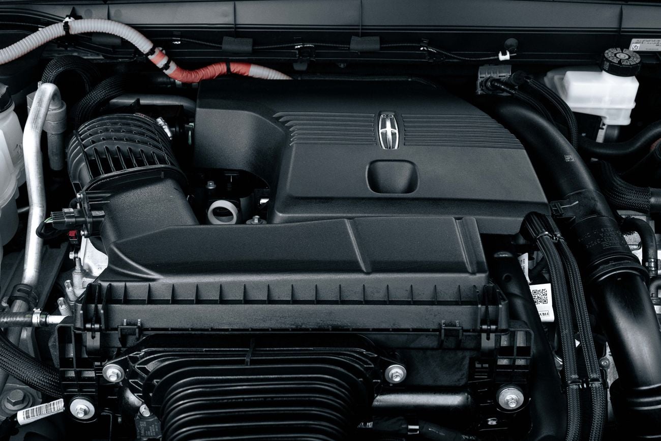 لينكولن ناوتيلوس Nautilus Presidential | 4,230 P.M | 0% Downpayment | Agency Warranty!