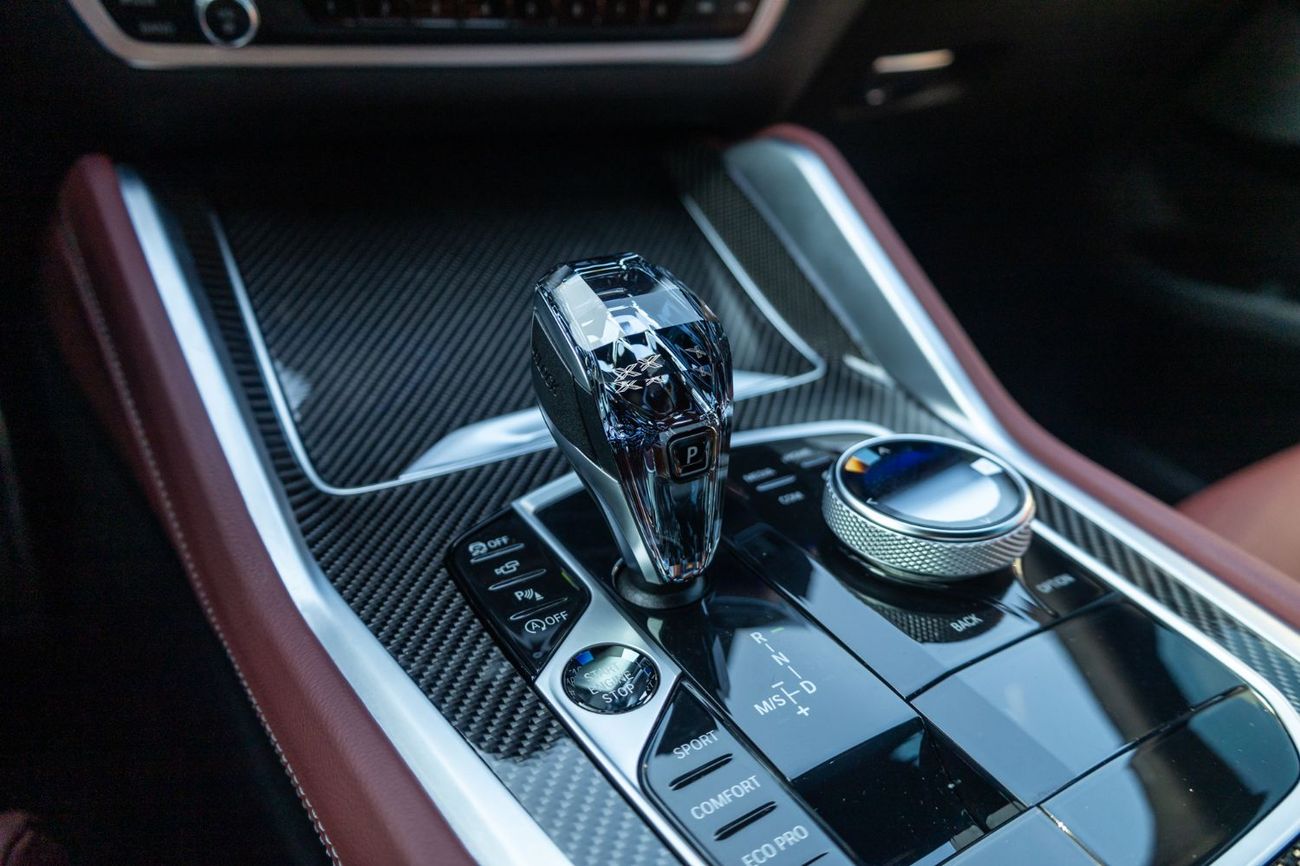 بي أم دبليو X6 M50i 4.4L