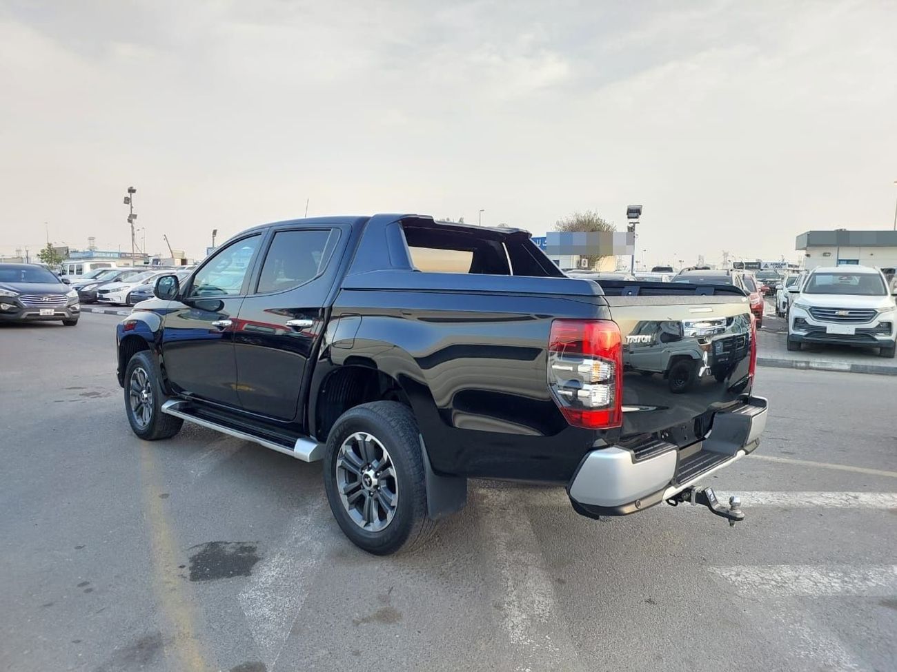 ميتسوبيشي تريتون MITSUBISHI TRITON PICK UP RHD 2021 MODEL 2.4 L DIESEL AUTOMATIC(PM20771)