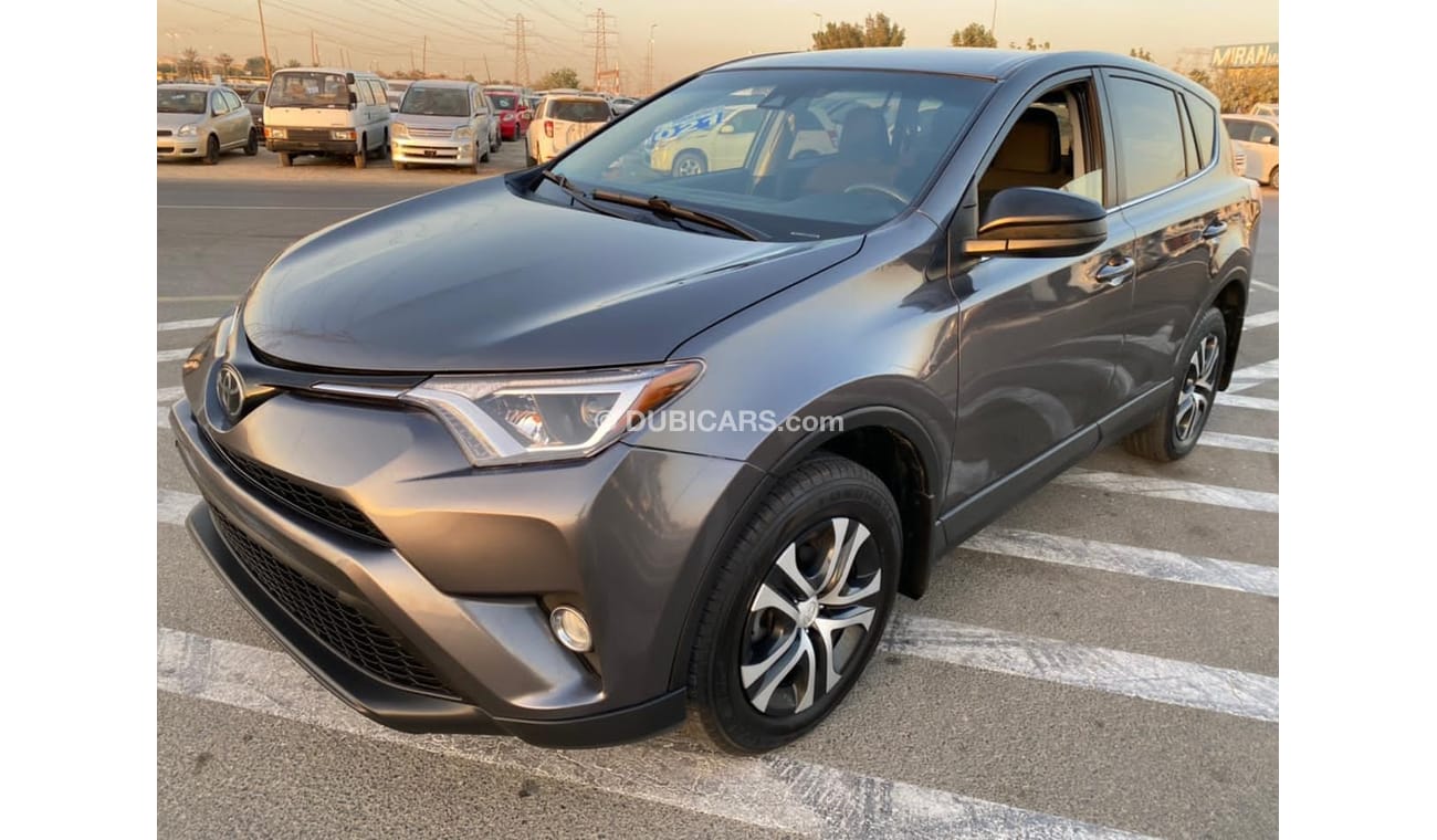 Toyota RAV4 2018 TOYOTA RAV 4 AWD LE MID OPTION