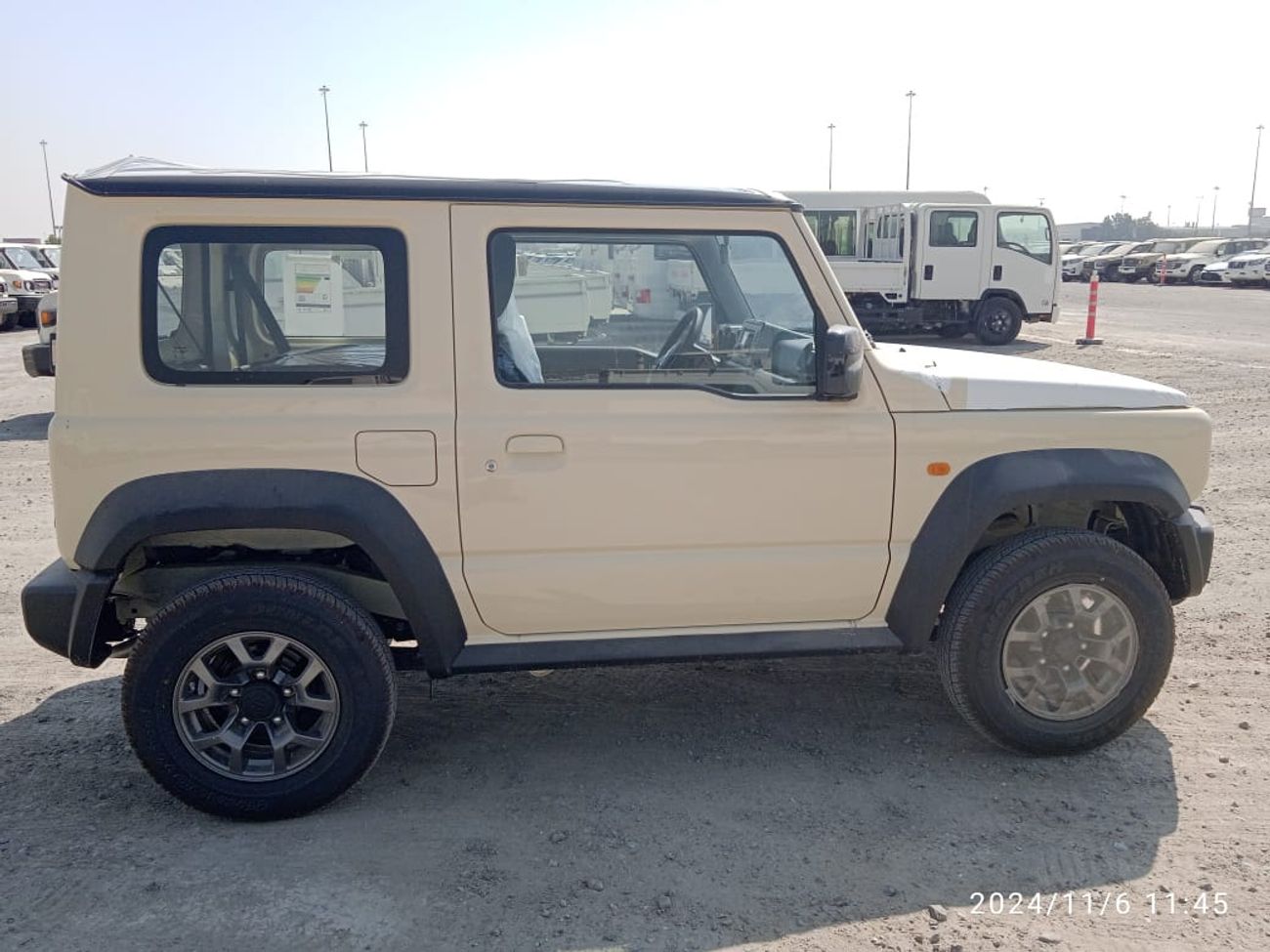 سوزوكي جيمني ECTSZO001- 2025 Suzuki Jimny GLX - 1.5L Petrol Auto - Ivory - GCC