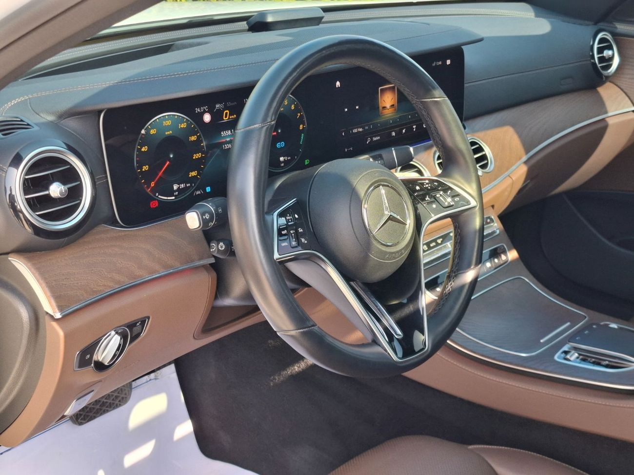 مرسيدس بنز E300 مرسيدس  E300e 2021