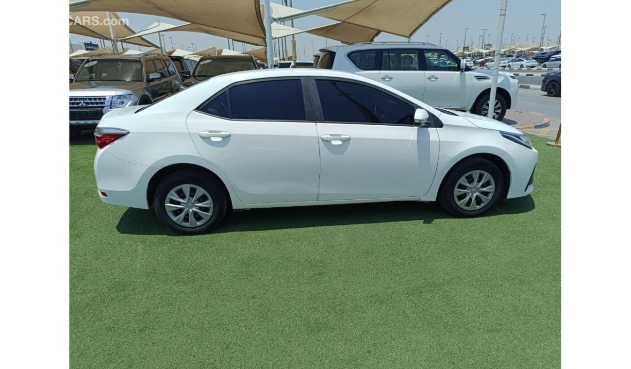 Toyota Corolla GLI Pre-owned Toyota Corolla for sale in Sharjah. White 2019 model, available at Rebou Najd Used Car