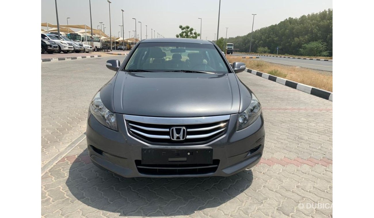 Honda Accord 2012 v4 g cc full options no 1