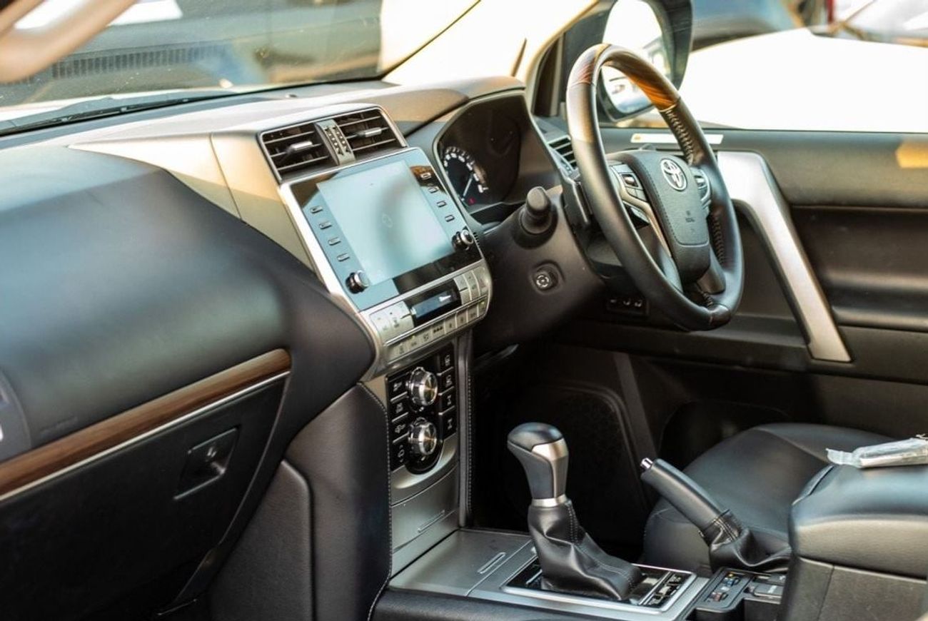 Toyota Prado TZG 2.8L DIESEL