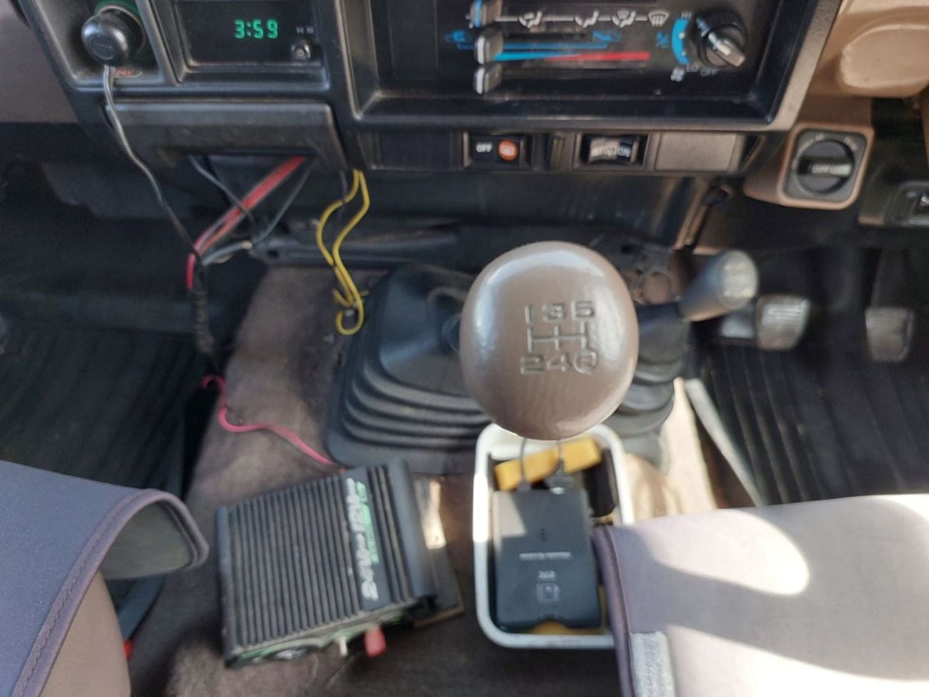 Toyota Land Cruiser (RAMADAN OFFER) TOYOTA LAND CRUISER SUV RHD 1998 MODEL 4.2 L DIESEL MANUAL(PM10436)