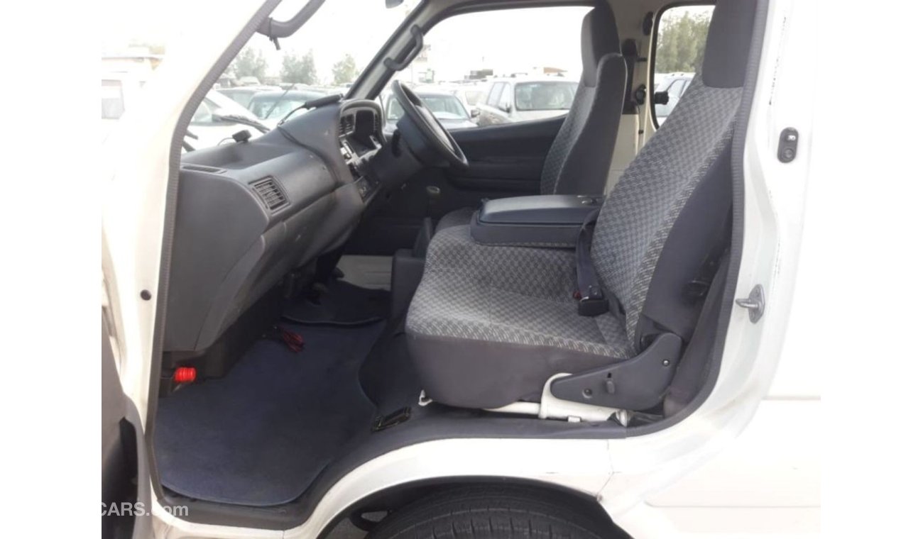 تويوتا هاياس Hiace RIGHT HAND DRIVE  (Stock no PM 732 )