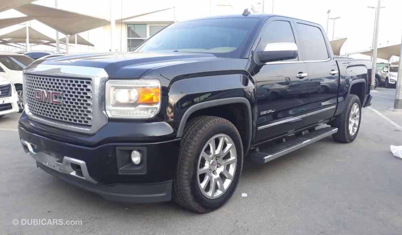 GMC Sierra دينالى