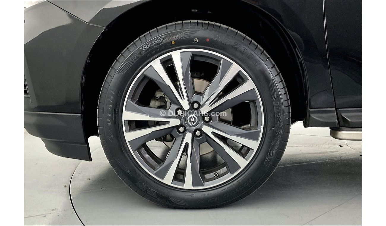 Nissan Pathfinder SV