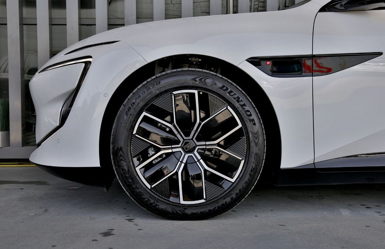 Avatr 12 GT AWD 2025 (Export Only)