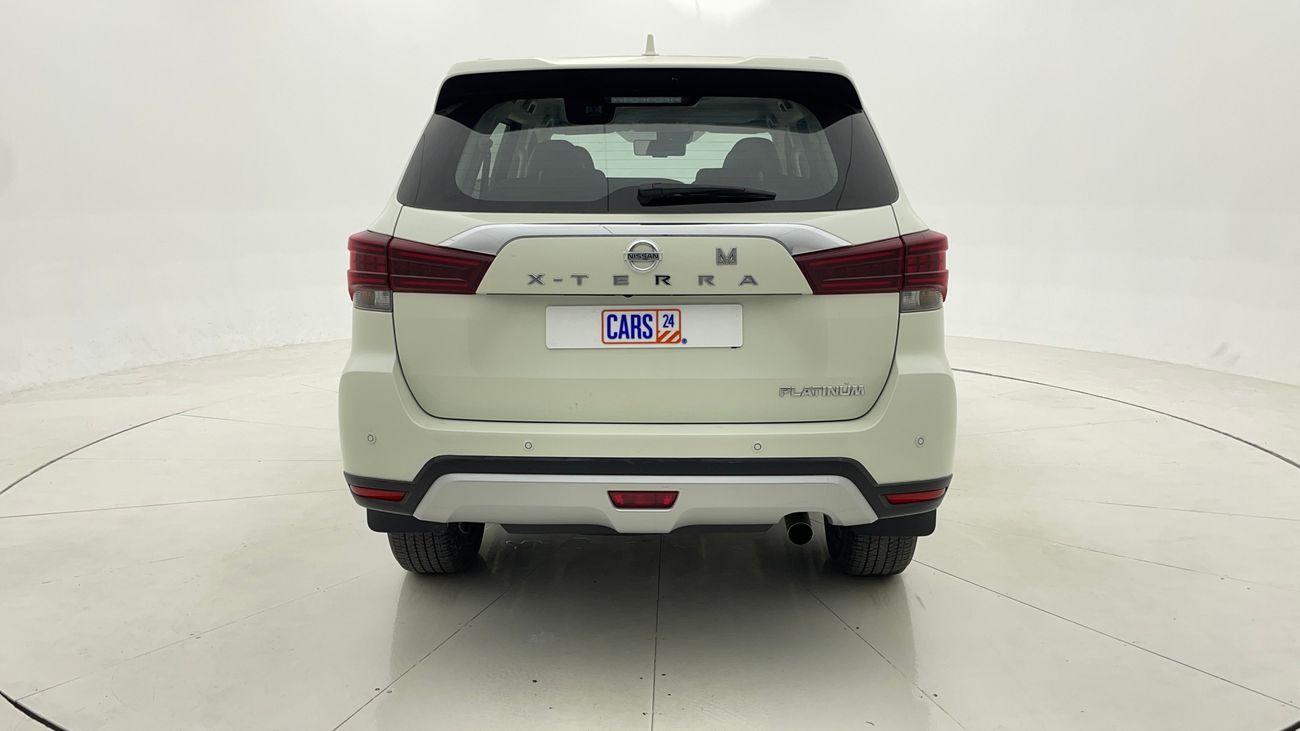 نيسان إكستيرا PLATINUM 2.5 | بدون دفعة مقدمة | اختبار قيادة مجاني للمنزل