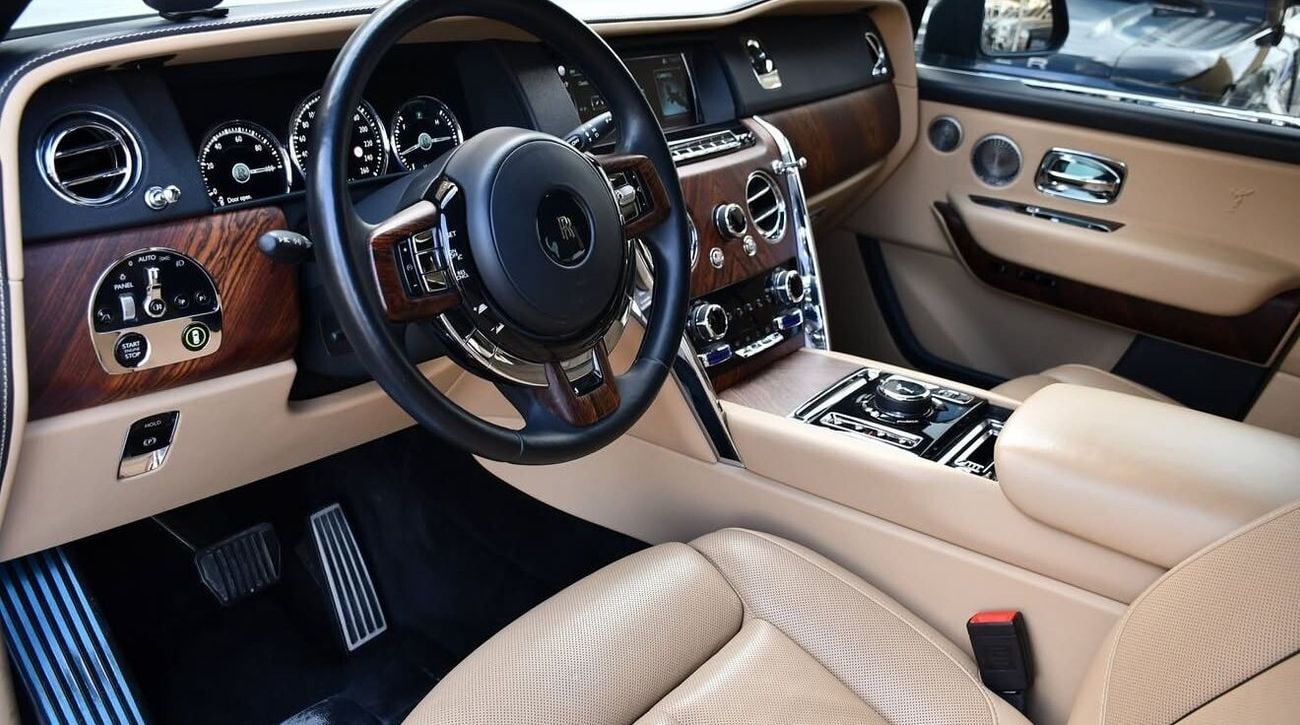 Rolls Royce Cullinan Rolls-Royce Cullinan GCC | New Zero KM Engine | Official RR Service | Luxury Grey