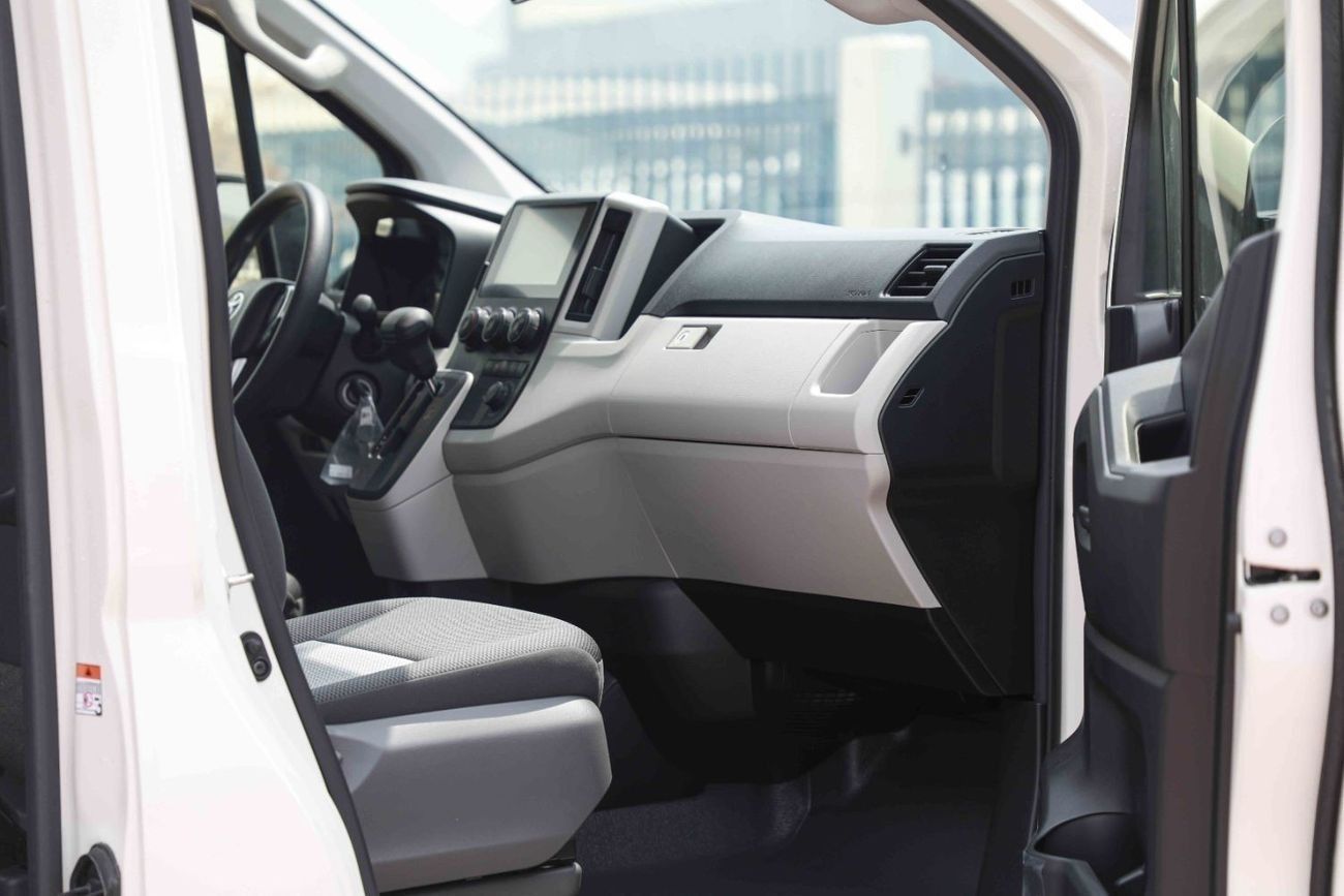 تويوتا هاياس 2025 Toyota Hiace Commuter 13Str 3.5L - White Inside Grey | Export Only