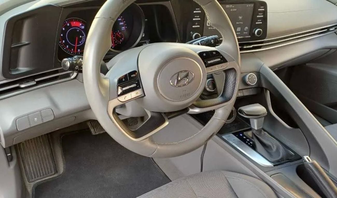 Hyundai Elantra Comfort 1.6L