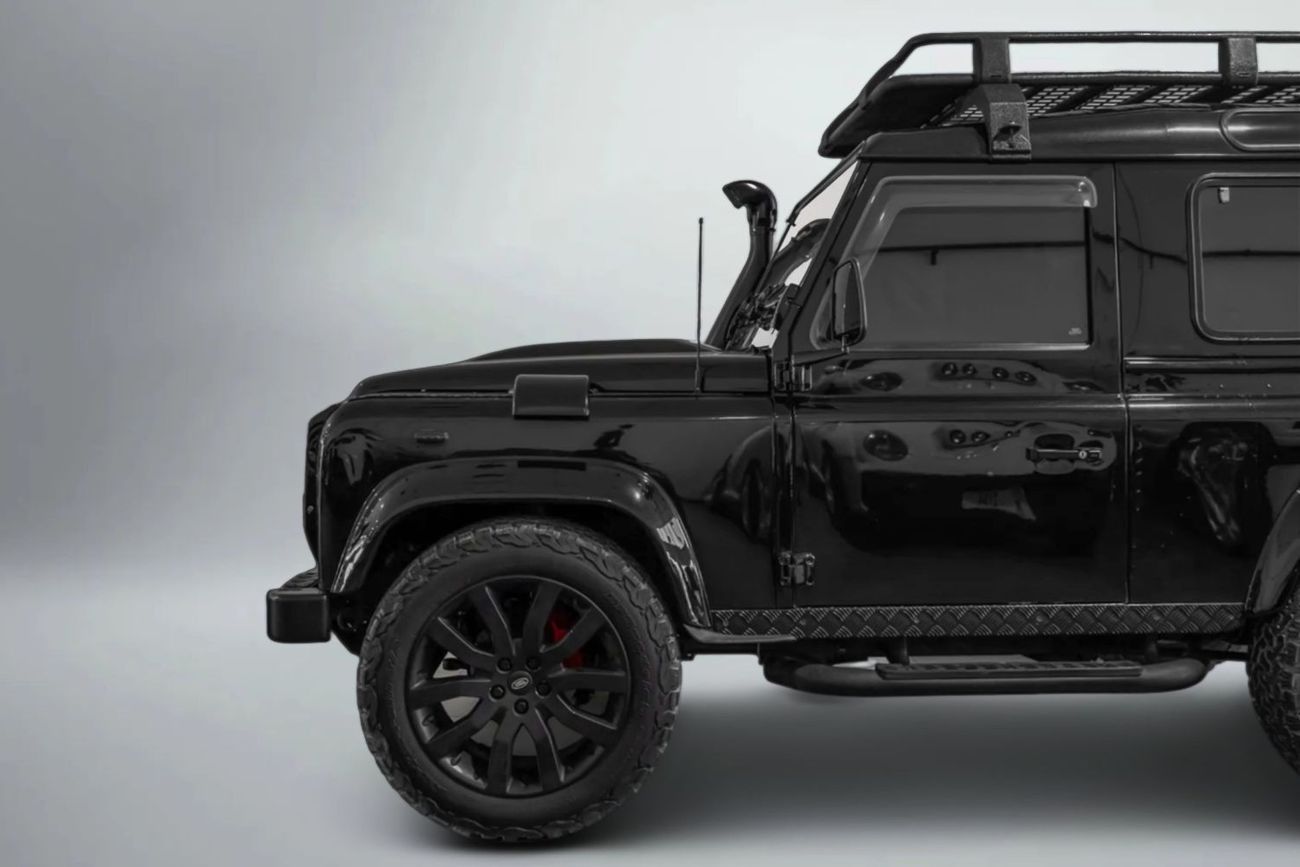Land Rover Defender TD5 Kahn / Fully Restored 'Restomod' with The Collectors Workshop