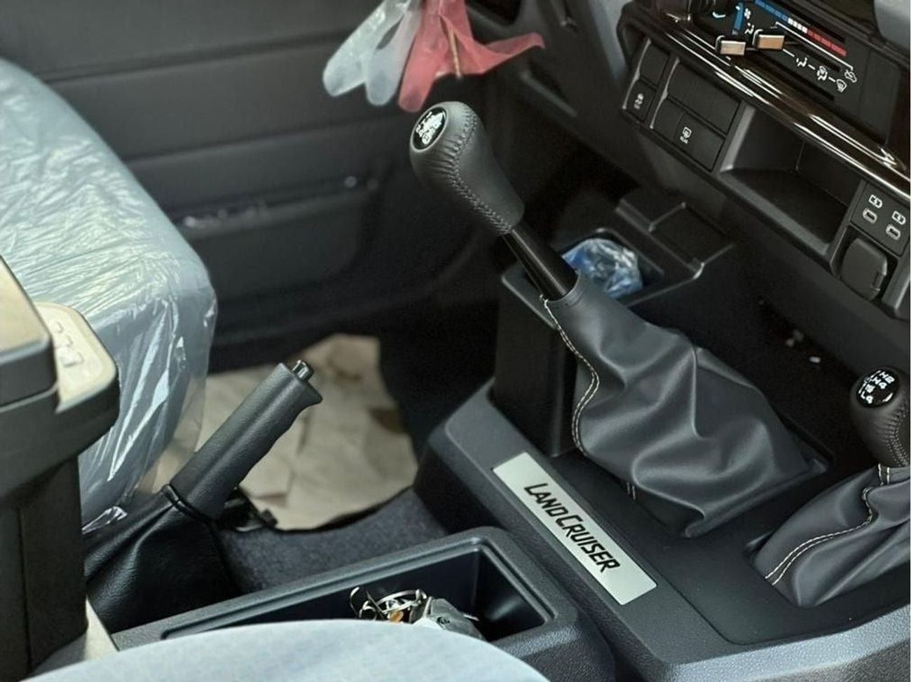 Toyota Land Cruiser 70 toyota land cruiserr 76 5door 4.0 2025