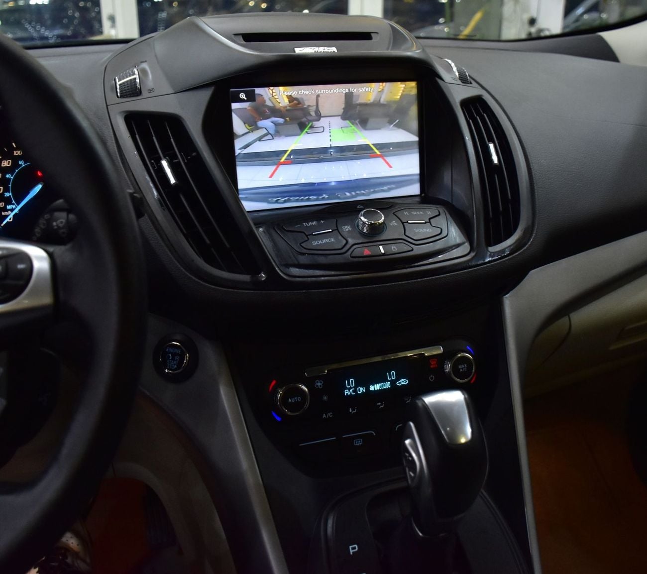 فورد إيسكاب EXCELLENT DEAL for our Ford Escape SE ( 2014 Model ) in Blue Color GCC Specs