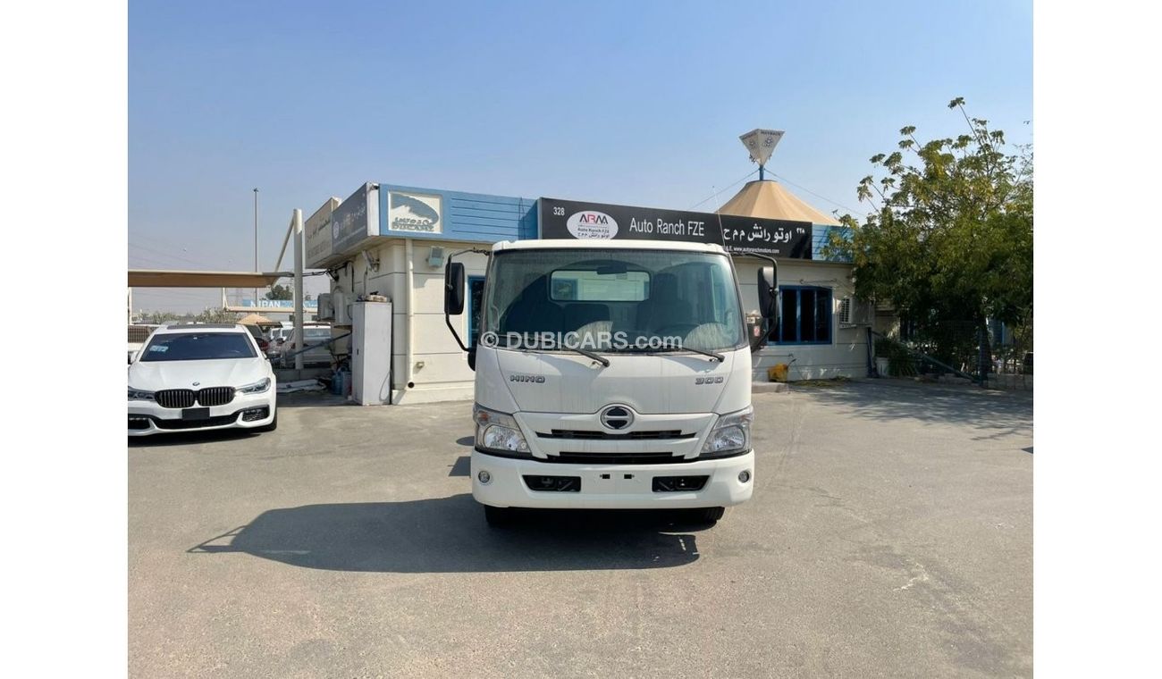 هينو 300 2022 Hino 714 single wide cab Euro4 only chassis 4.0L diesel Brand New