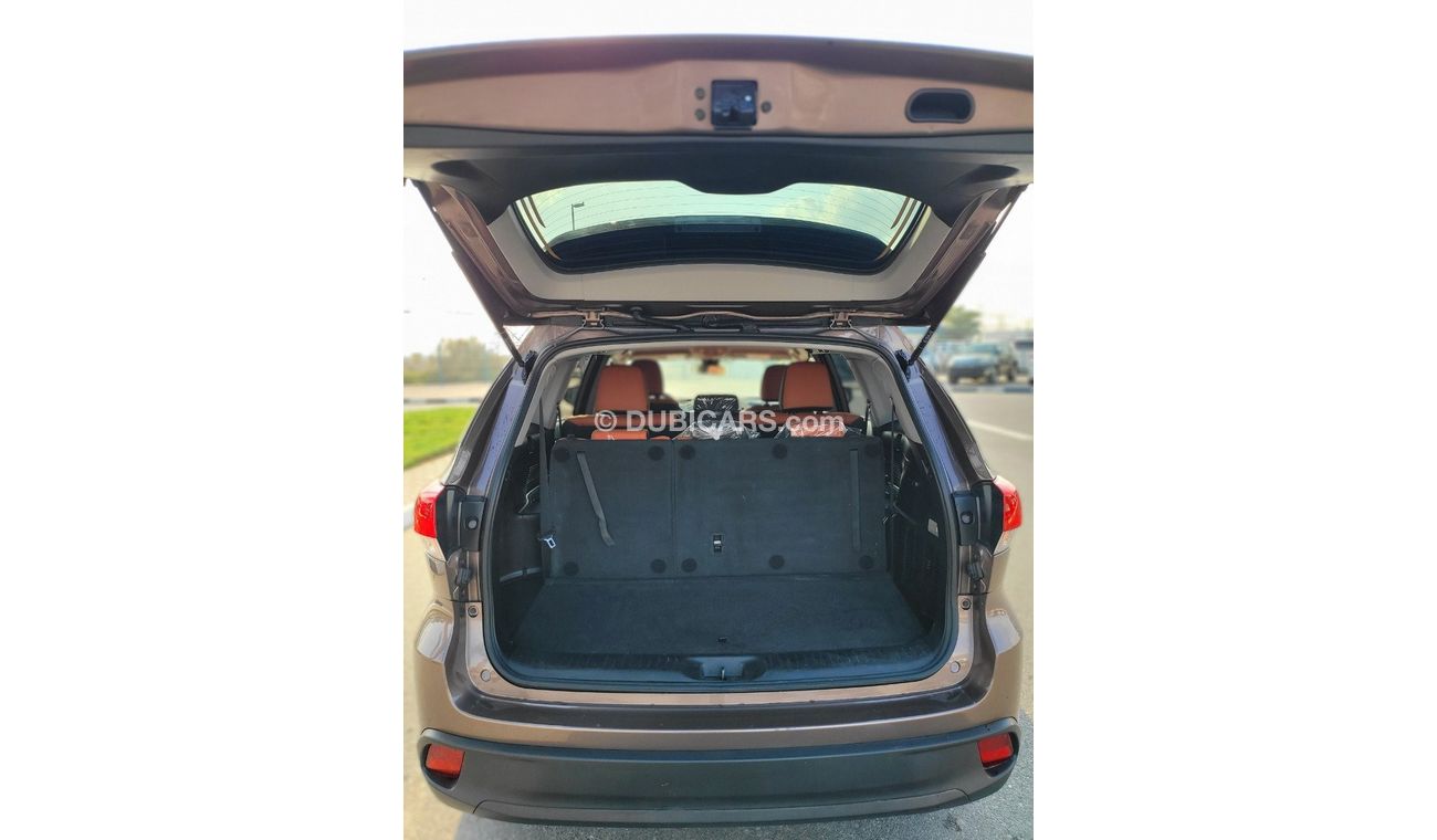 Toyota Highlander TOYOTA HIGHLANDER DUBAI RTA PASS CAR