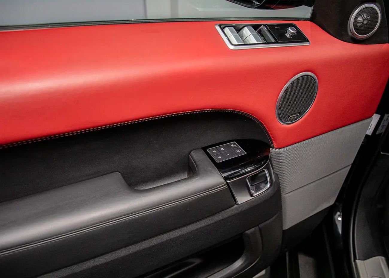 Land Rover Range Rover Sport HSE Dynamic 5.0L (510 HP)