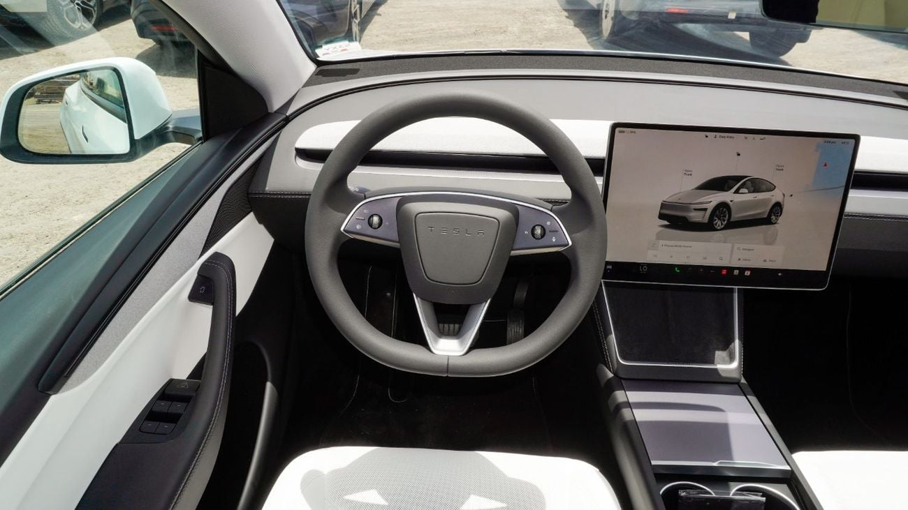 تسلا موديل Y Tesla Model Y Long Range Version/20 Inches AWD .Export Price.